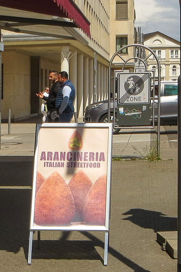 Kundenstopper Werbung Arancini